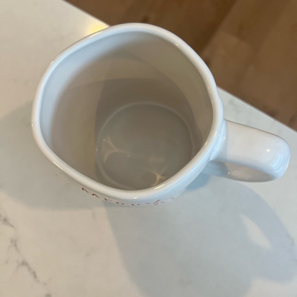 Rae Dunn Christmas mug - Picture 4 of 5